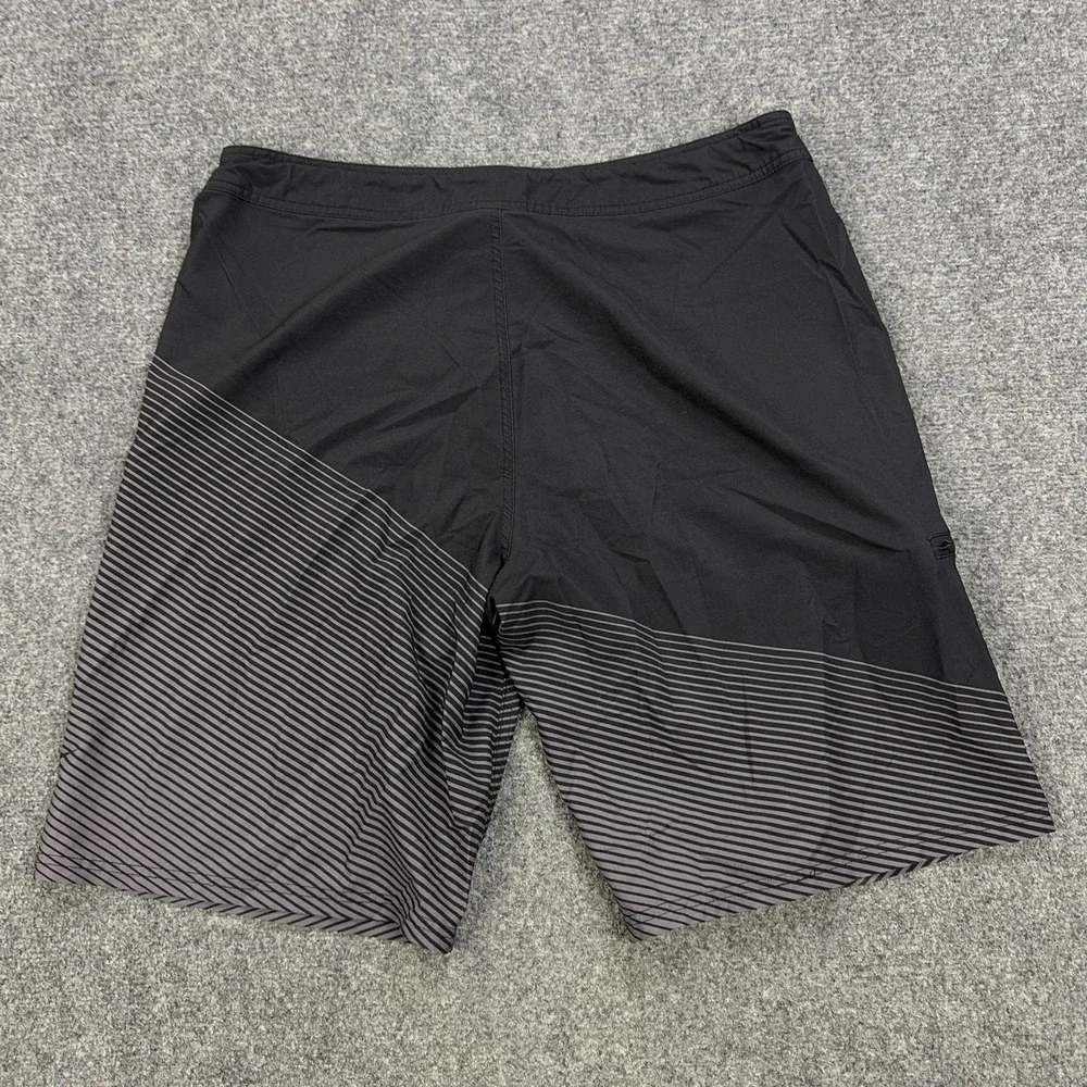 Nike Board Shorts Mens 38 Black Striped Swim Trunks Drawstring Pocket Stretch